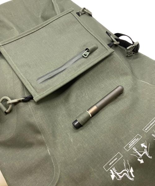 F/CE.（エフシーイー）F/CE. (エフシーイー) CORDURA (コーデュラ) DRY ZIPLOCK BACKPACK カーキの古着・服飾アイテム