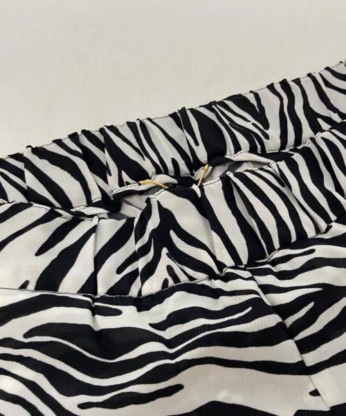 DEUXIEME CLASSE（ドゥーズィエム クラス）Deuxieme Classe (ドゥーズィエム クラス) zebra パンツ ホワイト×ブラック サイズ:36の古着・服飾アイテム