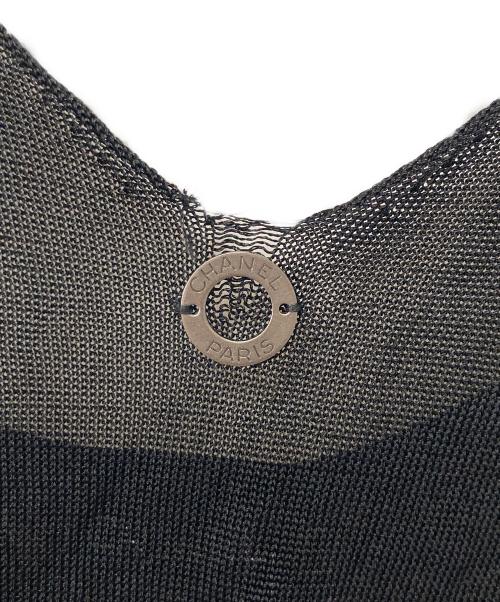 CHANEL（シャネル）CHANEL (シャネル) ロゴプレートキャミソール ブラック サイズ:38の古着・服飾アイテム