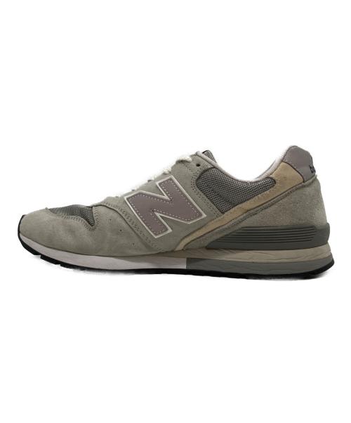 NEW BALANCE（ニューバランス）NEW BALANCE (ニューバランス) ローカットスニーカー グレー サイズ:US M 9.5/US W 11/UK ９/EU 43/CM  27.5の古着・服飾アイテム