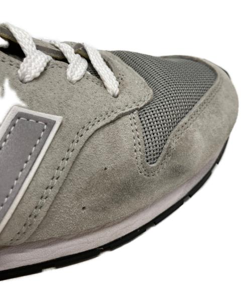 NEW BALANCE（ニューバランス）NEW BALANCE (ニューバランス) ローカットスニーカー グレー サイズ:US M 9.5/US W 11/UK ９/EU 43/CM  27.5の古着・服飾アイテム