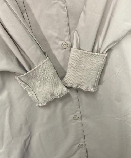 EKAL（エカル）EKAL (エカル) ソロテックスホリデーワンピース ベージュ サイズ:Freeの古着・服飾アイテム