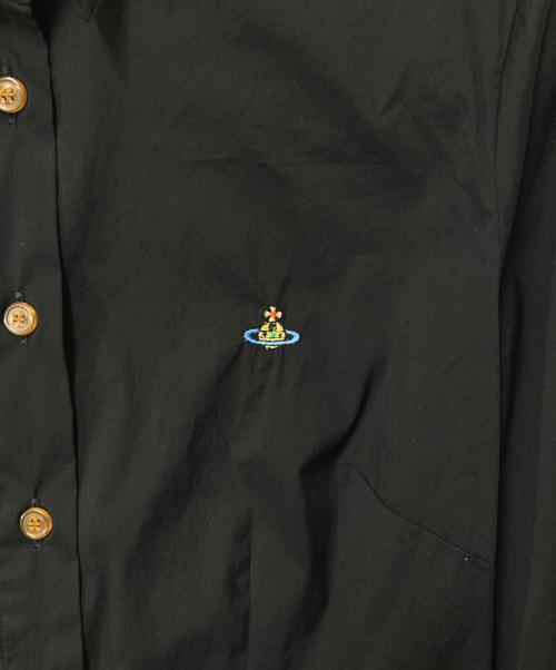 Vivienne Westwood RED LABEL（ヴィヴィアンウエストウッドレッドレーベル）Vivienne Westwood RED LABEL (ヴィヴィアンウエストウッドレッドレーベル) スリムシャツ ブラック サイズ:38の古着・服飾アイテム