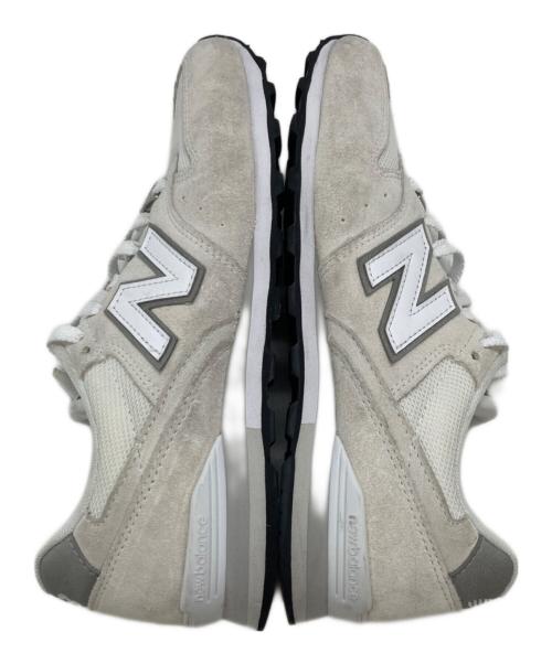 NEW BALANCE（ニューバランス）NEW BALANCE (ニューバランス) 996 ローカットスニーカー アイボリー サイズ:US7.5/UK5.5/EU38/JPN24.5の古着・服飾アイテム