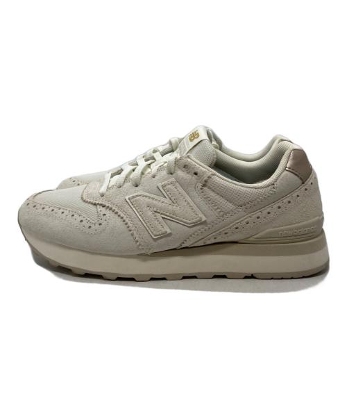 NEW BALANCE（ニューバランス）NEW BALANCE (ニューバランス) 996 ローカットスニーカー ベージュ サイズ:US7.5/UK5.5/EU38/JPN24.5の古着・服飾アイテム