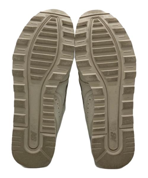 NEW BALANCE（ニューバランス）NEW BALANCE (ニューバランス) 996 ローカットスニーカー ベージュ サイズ:US7.5/UK5.5/EU38/JPN24.5の古着・服飾アイテム