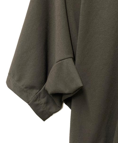 PLEATS PLEASE（プリーツプリーズ）PLEATS PLEASE (プリーツプリーズ) 半袖コットンカットソー ブラウン サイズ:Freeの古着・服飾アイテム
