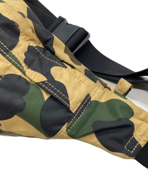 PORTER（ポーター）PORTER (ポーター) A BATHING APE (アベイシングエイプ) 1ST CAMO WAIST BAG ブラック×カーキの古着・服飾アイテム