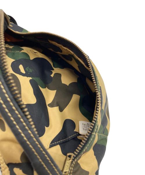 PORTER（ポーター）PORTER (ポーター) A BATHING APE (アベイシングエイプ) 1ST CAMO WAIST BAG ブラック×カーキの古着・服飾アイテム