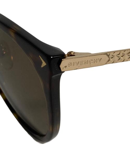 GIVENCHY（ジバンシィ）GIVENCHY (ジバンシィ) サングラス ブラック×ゴールド サイズ:56□21 145の古着・服飾アイテム
