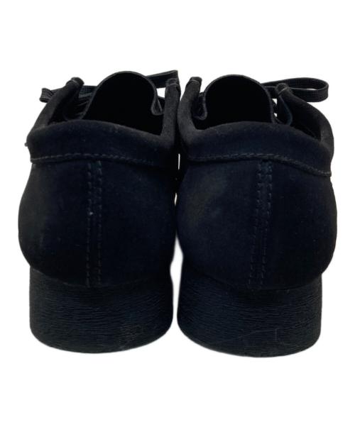 CLARKS（クラークス）CLARKS (クラークス) ワラビーモカシンシューズ ブラック サイズ:UK7.5/US8.5/EU41.5/CN260の古着・服飾アイテム