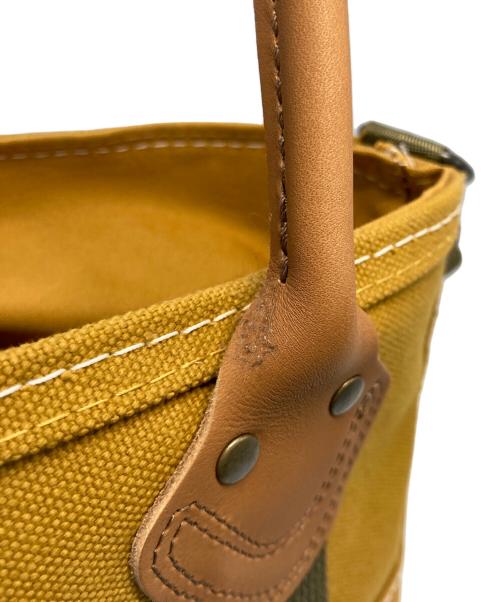 L.L.Bean（エルエルビーン）L.L.Bean (エルエルビーン) BEAMS (ビームス) 別注 Deep Bottom Leather Handle Zip Tote S ブラウンの古着・服飾アイテム