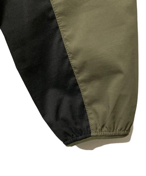 THE NORTH FACE（ザ ノース フェイス）THE NORTH FACE (ザ ノース フェイス) エニータイムウィンドフーディ カーキ×ブラック サイズ:Ｍの古着・服飾アイテム