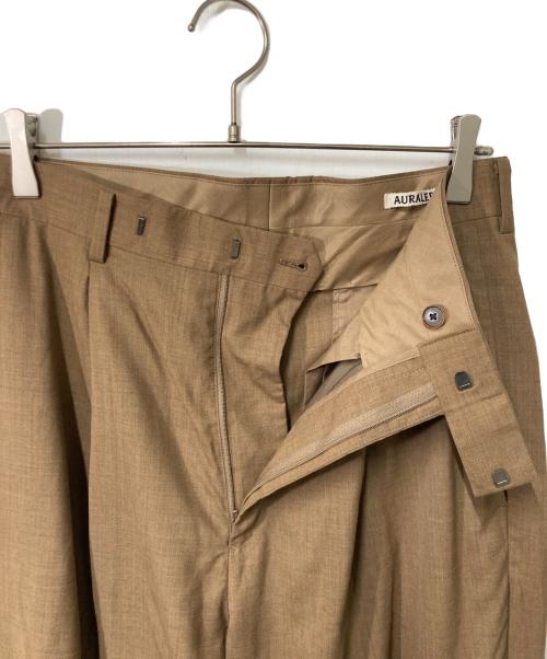 AURALEE（オーラリー）AURALEE (オーラリー) SUPER FINE TROPICAL WOOL SLACKS カーキ サイズ:2の古着・服飾アイテム