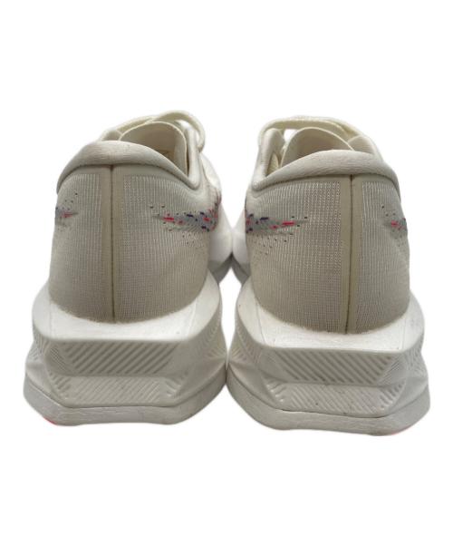 asics（アシックス）asics (アシックス) ランニングシューズ SONICBLAST ホワイト サイズ:EUR39/US7.5/UK5.5/BR37/CN245の古着・服飾アイテム