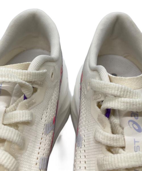 asics（アシックス）asics (アシックス) ランニングシューズ SONICBLAST ホワイト サイズ:EUR39/US7.5/UK5.5/BR37/CN245の古着・服飾アイテム