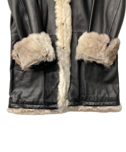 BURBERRY BLACK LABEL（バーバリーブラックレーベル）BURBERRY BLACK LABEL (バーバリーブラックレーベル) チンチラファー ラムレザーコート ブラック サイズ:Lの古着・服飾アイテム