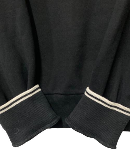 FRED PERRY（フレッドペリー）FRED PERRY (フレッドペリー) クルーネックスウェット ブラック サイズ:Ｍの古着・服飾アイテム