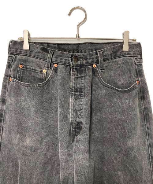 LEVI'S（リーバイス）LEVI'S (リーバイス) デニムパンツ グレー サイズ:W38の古着・服飾アイテム