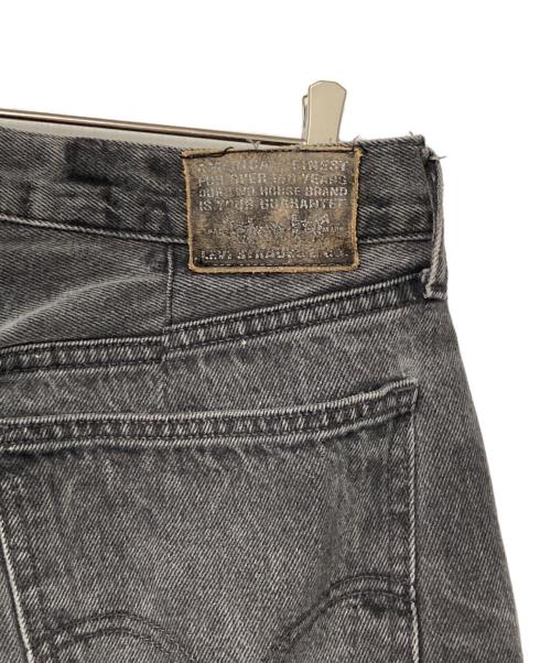 LEVI'S（リーバイス）LEVI'S (リーバイス) デニムパンツ グレー サイズ:W38の古着・服飾アイテム