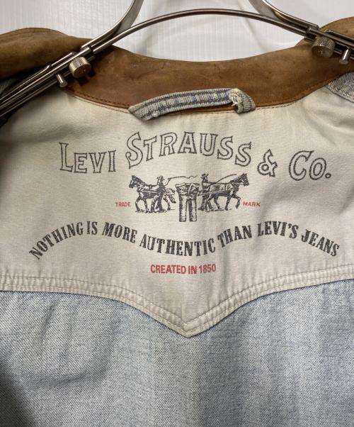 LEVI'S（リーバイス）LEVI'S (リーバイス) 襟レザー デニムジャケット インディゴ サイズ:XLの古着・服飾アイテム