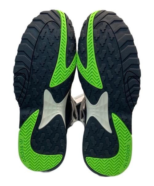 adidas（アディダス）adidas (アディダス) SANKUANZ (サンクアンズ) STREETBALL FORUM ホワイト×ブラック サイズ:US9.5/UK9/FR431/3 /JP27.5/CHN265 未使用品の古着・服飾アイテム