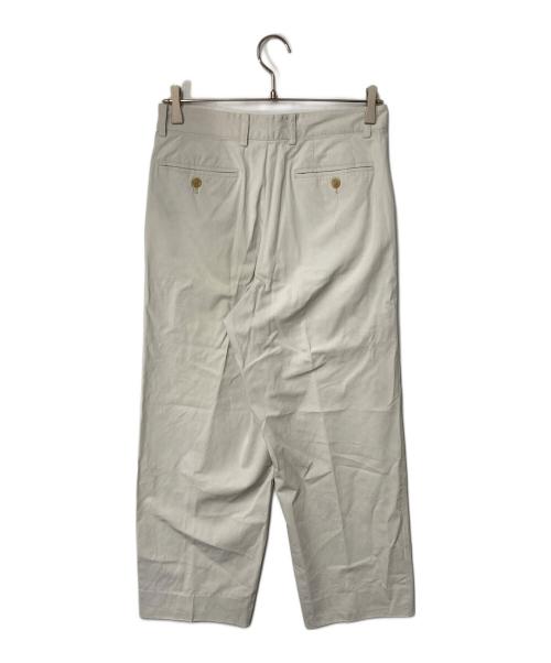 ISSEY MIYAKE（イッセイミヤケ）ISSEY MIYAKE (イッセイミヤケ) 2タックパンツ ホワイト サイズ:Mの古着・服飾アイテム