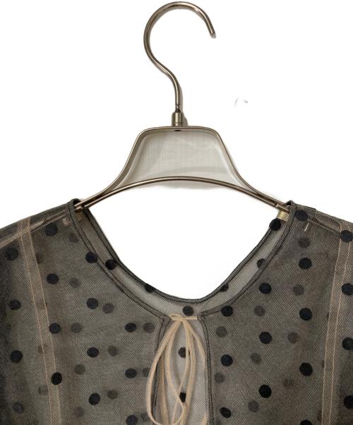 MAISON SPECIAL（メゾンスペシャル）MAISON SPECIAL (メゾンスペシャル) ドットシアーブラウス グレー×ブラック サイズ:Freeの古着・服飾アイテム