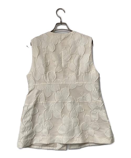 NOLLEY'S（ノーリーズ）NOLLEY'S (ノーリーズ) フラワージャガードジレ ベージュ サイズ:38の古着・服飾アイテム