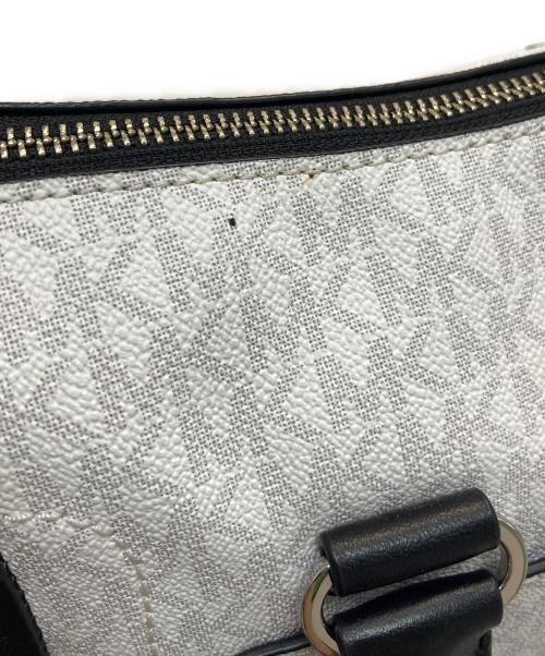 MICHAEL KORS（マイケルコース）MICHAEL KORS (マイケルコース) 2WAYショルダーバッグ ホワイト×ブラックの古着・服飾アイテム