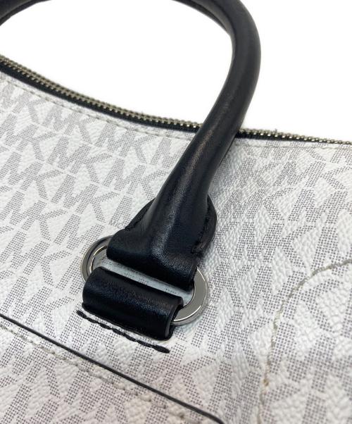 MICHAEL KORS（マイケルコース）MICHAEL KORS (マイケルコース) 2WAYショルダーバッグ ホワイト×ブラックの古着・服飾アイテム