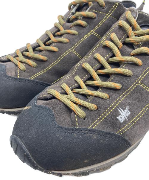 lomer（ロメール）lomer (ロメール) maipos suede MTX グレー サイズ:UK 8/EU 42の古着・服飾アイテム