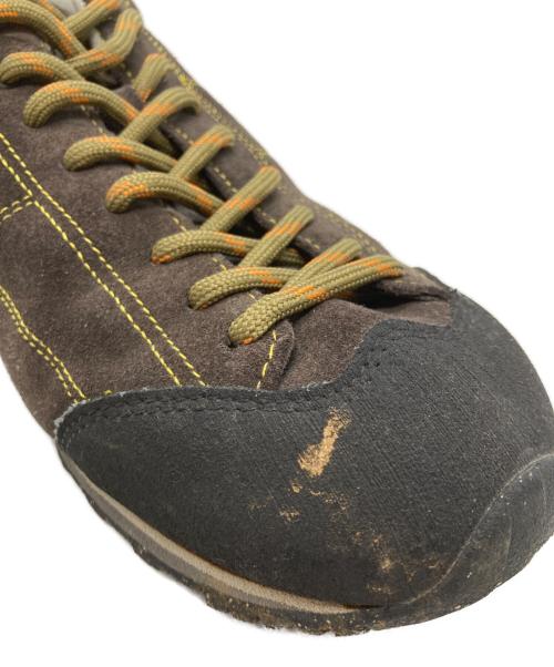 lomer（ロメール）lomer (ロメール) maipos suede MTX グレー サイズ:UK 8/EU 42の古着・服飾アイテム
