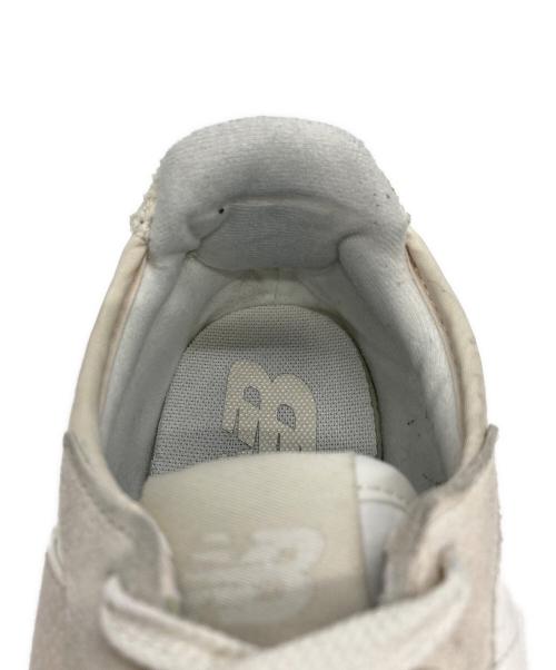 NEW BALANCE（ニューバランス）NEW BALANCE (ニューバランス) ローカットスニーカー アイボリー サイズ:US 7/UK 5/EU 37.5/JPN 24の古着・服飾アイテム