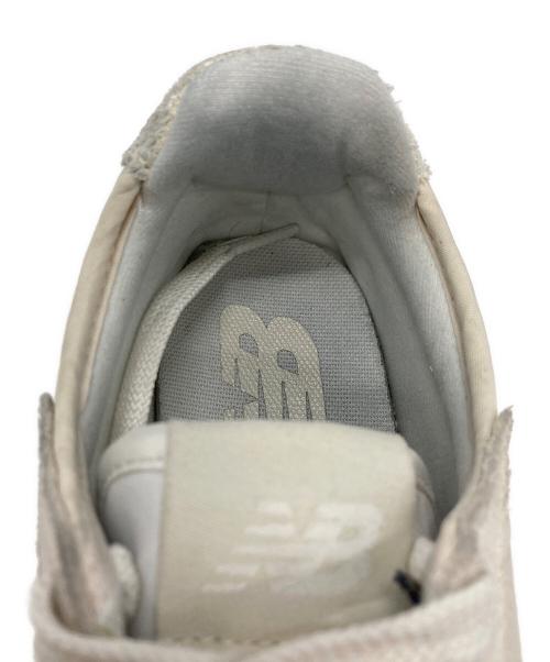 NEW BALANCE（ニューバランス）NEW BALANCE (ニューバランス) ローカットスニーカー アイボリー サイズ:US 7/UK 5/EU 37.5/JPN 24の古着・服飾アイテム