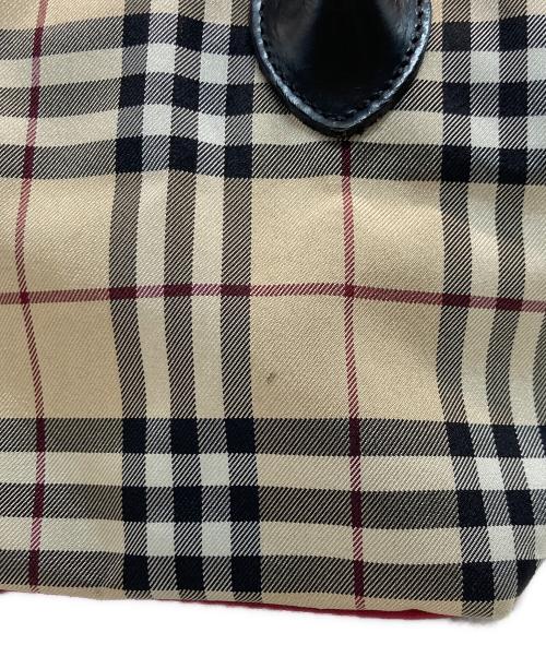 BURBERRY BLUE LABEL（バーバリー ブルー レーベル）BURBERRY BLUE LABEL (バーバリー ブルー レーベル) ノバチェック舟形ハンドバッグ ベージュの古着・服飾アイテム