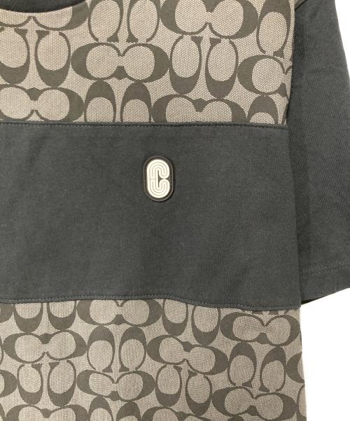 COACH（コーチ）COACH (コーチ) シグネチャーロゴTシャツ ブラック×グレー サイズ:MEDIUMの古着・服飾アイテム