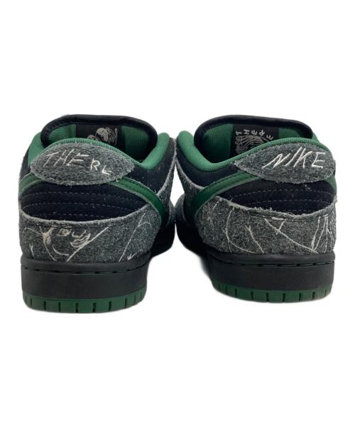 NIKE（ナイキ）NIKE (ナイキ) There Skateboards Nike SB Dunk Low ブラック サイズ:US8.5/UK7.5/EUR42/26.5cm/CN260の古着・服飾アイテム