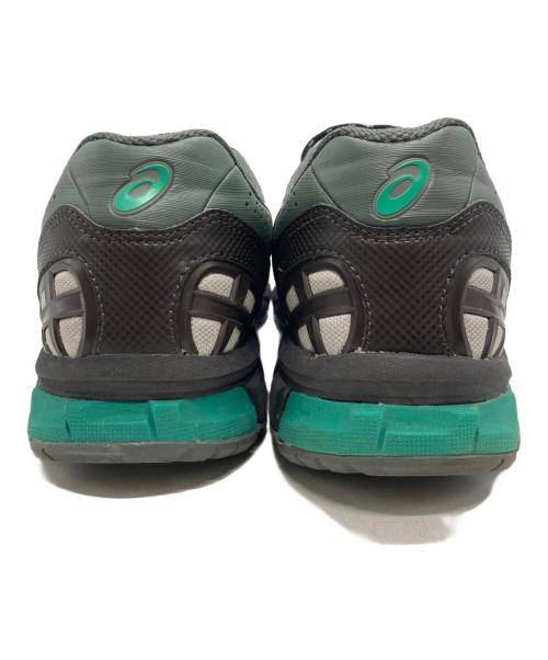 asics（アシックス）asics (アシックス) Matin Kim (マーティン・キム) ローカットスニーカー カーキ×グリーン サイズ:CM26.5/EUR42/US10/UK8/BR40/CN265の古着・服飾アイテム