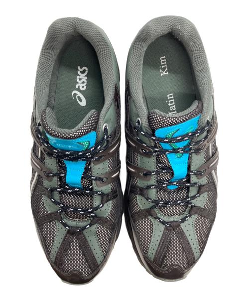 asics（アシックス）asics (アシックス) Matin Kim (マーティン・キム) ローカットスニーカー カーキ×グリーン サイズ:CM26.5/EUR42/US10/UK8/BR40/CN265の古着・服飾アイテム