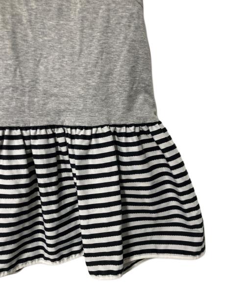 BORDERS at BALCONY（ボーダーズアットバルコニー）BORDERS AT BALCONY (ボーダーズアットバルコニー) PEPLUM TEE グレー サイズ:36の古着・服飾アイテム