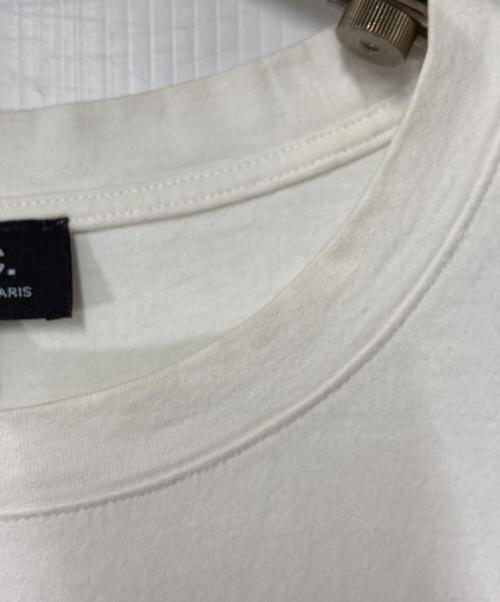 A.P.C.（アーペーセー）A.P.C. (アーペーセー) ロゴTシャツ ホワイト サイズ:Mの古着・服飾アイテム