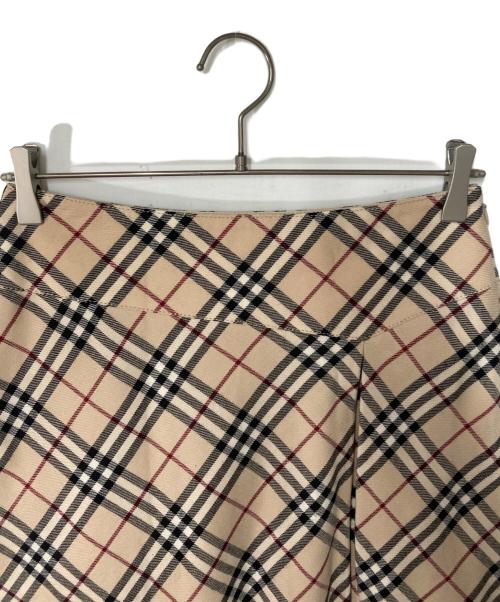 BURBERRY LONDON（バーバリーロンドン）BURBERRY LONDON (バーバリーロンドン) ノバチェックスカート ベージュ サイズ:38の古着・服飾アイテム