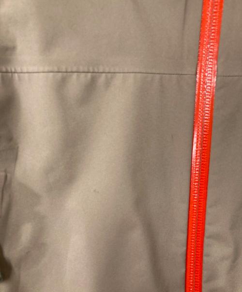 MARMOT（マーモット）MARMOT (マーモット) ZP COMODO JACKET ベージュ サイズ:Ｍの古着・服飾アイテム