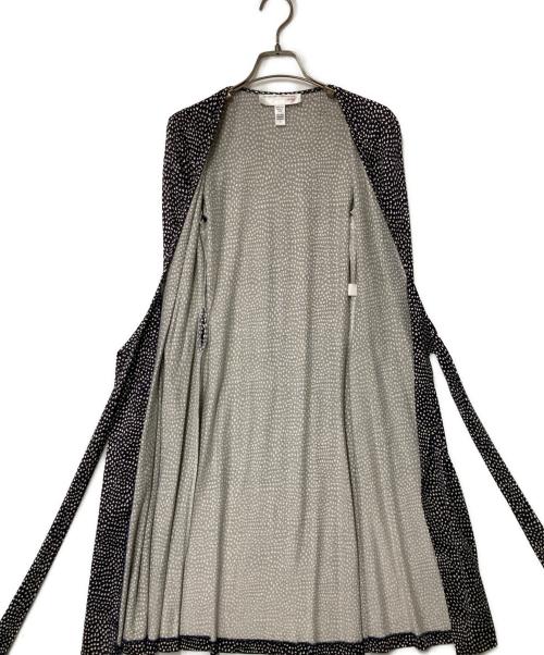 DIANE VON FURSTENBERG（ダイアンフォンファステンバーグ）DIANE VON FURSTENBERG (ダイアンフォンファステンバーグ) 総柄カシュクールワンピース ネイビーの古着・服飾アイテム