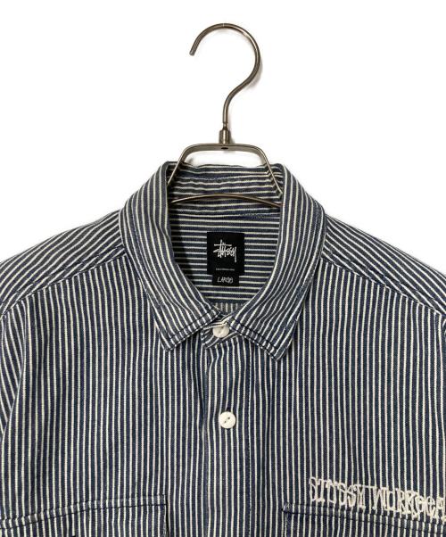 stussy（ステューシー）stussy (ステューシー) ワークシャツ ブルー×ホワイト サイズ:LARGEの古着・服飾アイテム
