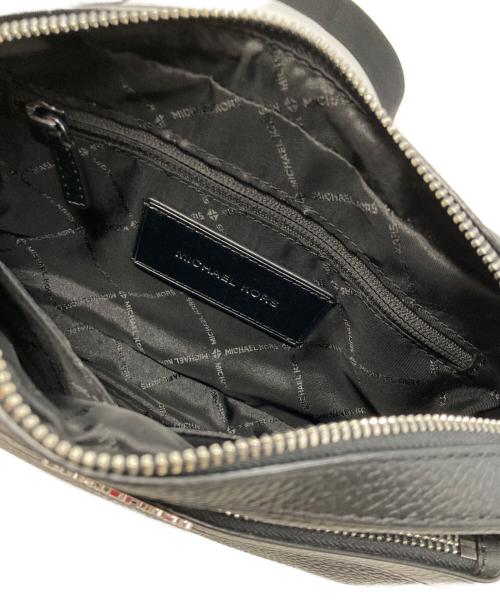 MICHAEL KORS（マイケル・コース）MICHAEL KORS (マイケル・コース) ショルダーバッグ ブラックの古着・服飾アイテム