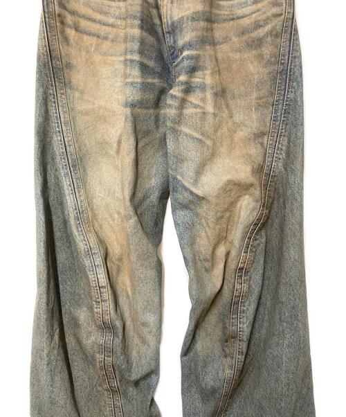 NVRFRGT（ネヴァーフォーゲット）NVRFRGT (ネヴァーフォーゲット) 3D Twisted Wide Leg Jeans インディゴ サイズ:2の古着・服飾アイテム