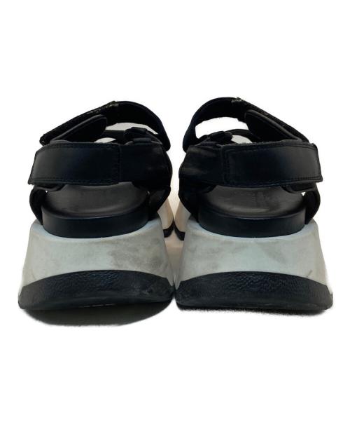 MM6 Maison Margiela（エムエムシックスメゾンマルジェラ）MM6 Maison Margiela (エムエムシックスメゾンマルジェラ) クロスストラッププラットフォームサンダル ブラック サイズ:36の古着・服飾アイテム