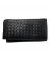 BOTTEGA VENETA（ボッテガベネタ）の古着「イントレチャート長財布」｜ブラック